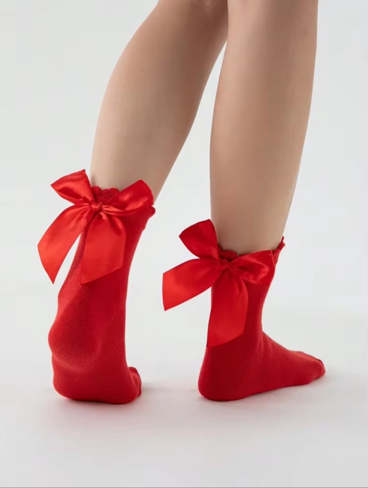 Women’s Red Bow Ankle Socks – Elegant Ribbon Trim Crew Socks for Christmas, Valentine’s Day & Gift Styling